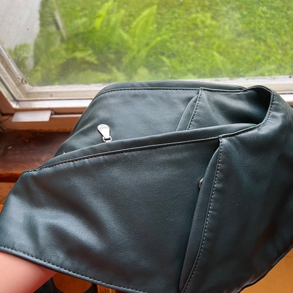 Sash Bag Genuine Leather Cross Body Bag Green/Teal Travel Pockets - Picture 15 of 15